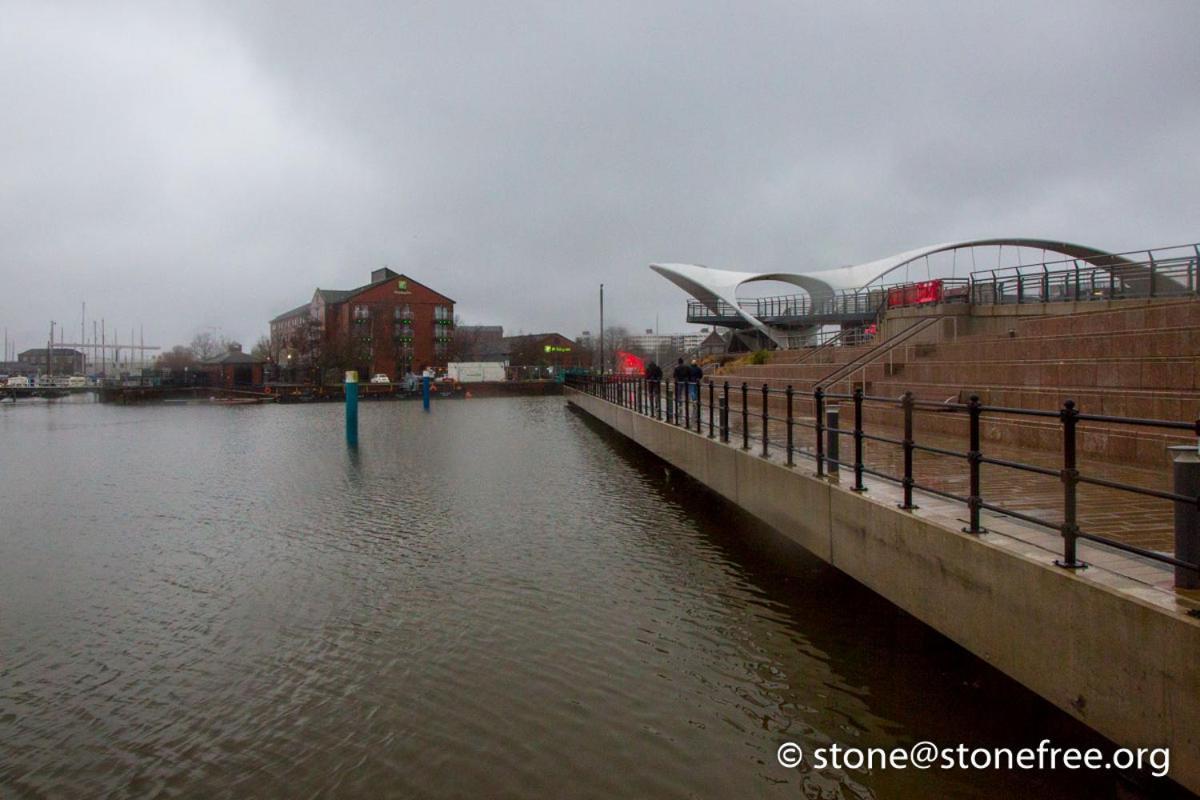 Boutique 2bdrm On Marina- 203 Kingston upon Hull