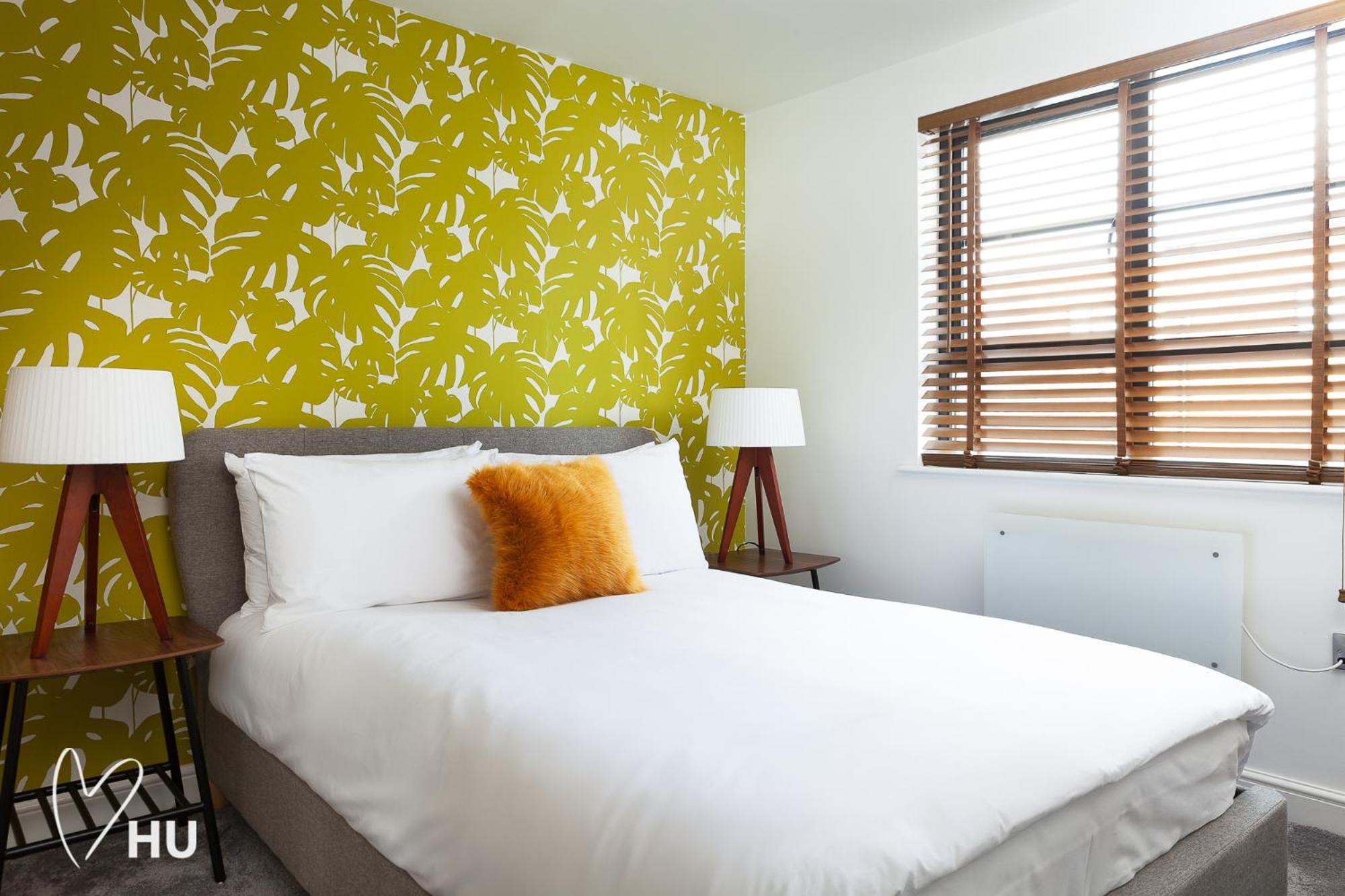 Boutique 2bdrm On Marina- 203 Apartment Kingston upon Hull